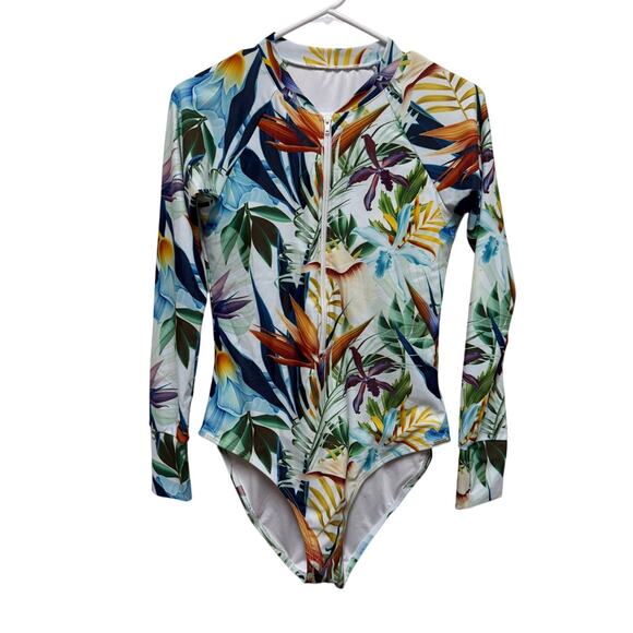 NWT Women's Leaf Print Long Sleeve Rash Guard One Piece Size Medium - Picture 1 of 9